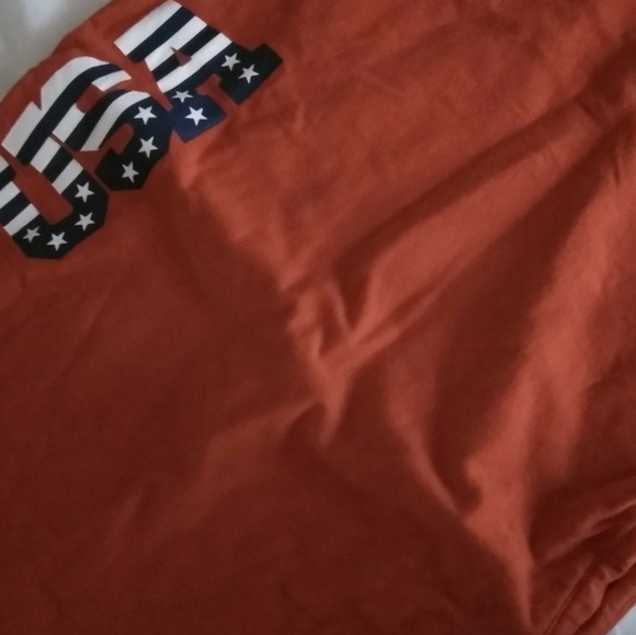 Clothes - Picture 4 of 4